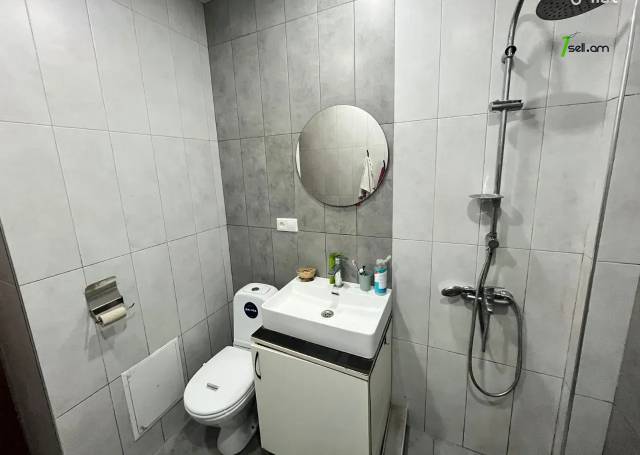 2 սենյականոց բնակարան նորակառույց շենքում Լվովյան փողոցում, 57 ք.մ., բարձր առաստաղներ