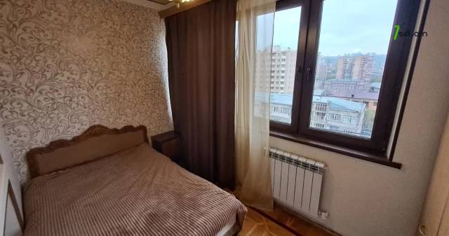 2 սենյականոց բնակարան Իսրայելյան փողոցում, 60 քմ, 8/10 հարկ, կապիտալ վերանորոգված