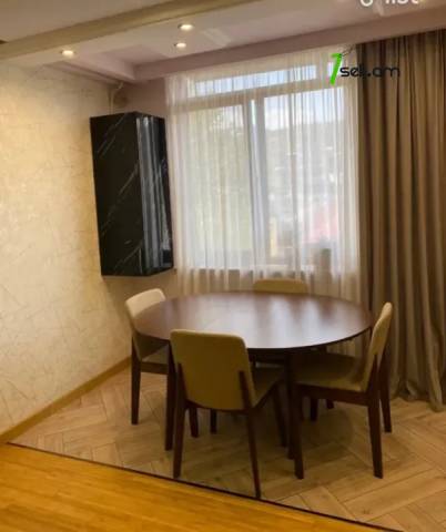 3 սենյականոց բնակարան Վարդանանց փողոցում, 68 քմ, 4/10 հարկ, կապիտալ վերանորոգված