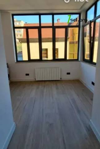 2 սենյականոց բնակարան Կոմիտասի պողոտայում, 72 ք.մ., բարձր առաստաղներ, 3/5 հարկ