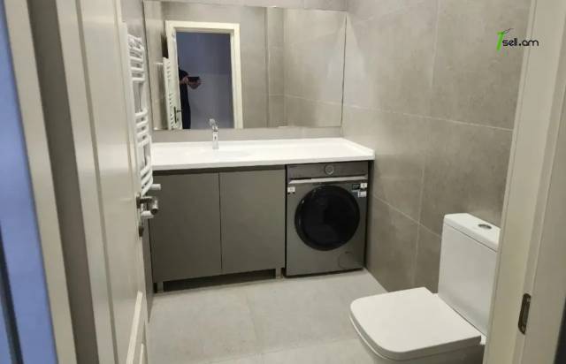 Երկու հարկանի թաունհաուզ Ռուբինյանց փողոցում Քանաքեռ Զեյթունում, 210 քմ, 3+ սանհանգույց