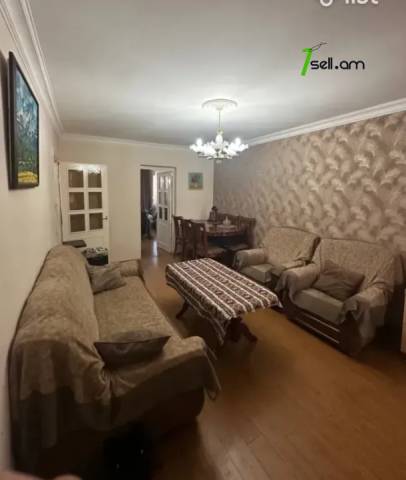 4 սենյականոց բնակարան Լվովյան փողոցում, 60 ք.մ., 2/5 հարկ, բարձր առաստաղներ, եվրովերանորոգված