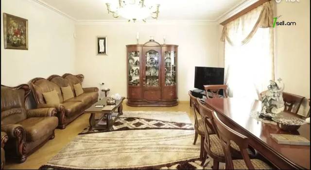 3 սենյականոց բնակարան Վարդանանց փողոցում, 113 ք.մ., 2/5 հարկ, 2 սանհանգույց