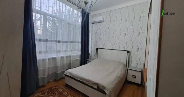 3 սենյականոց բնակարան Թումանյան փողոցում, 100 քմ, 1/5 հարկ, 2 սանհանգույց, կապիտալ վերանորոգված