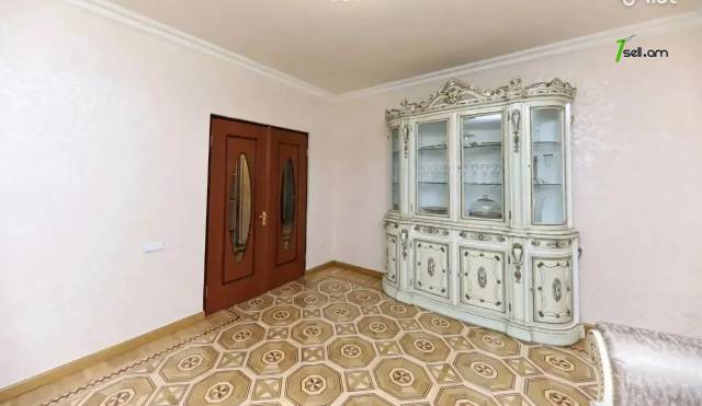 4 սենյականոց բնակարան Դավիթ Մալյան փողոցում, 106 ք.մ., 2/6 հարկ, 2 սանհանգույց, մի քանի պատշգամբ