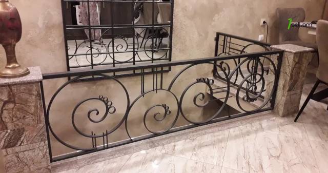 5 սենյականոց բնակարան Սայաթ-Նովայի պողոտայում, 150 քմ, 2/4 հարկ, 3+ սանհանգույց