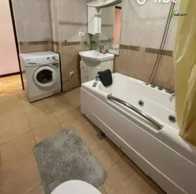4 սենյականոց բնակարան նորակառույց շենքում Գյուլբենկյան փողոցում, 123 ք.մ., 2 սանհանգույց, 7/16 հարկ