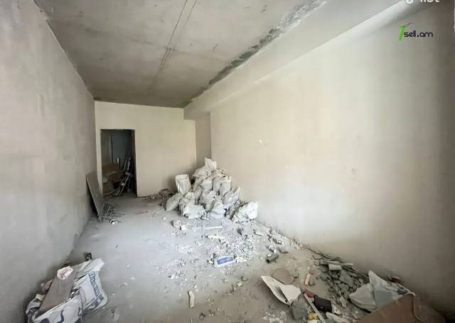 2 սենյականոց բնակարան նորակառույց շենքում Աղբյուր Սերոբի փողոցում, 75 քմ, 3/8 հարկ, բարձր առաստաղներ