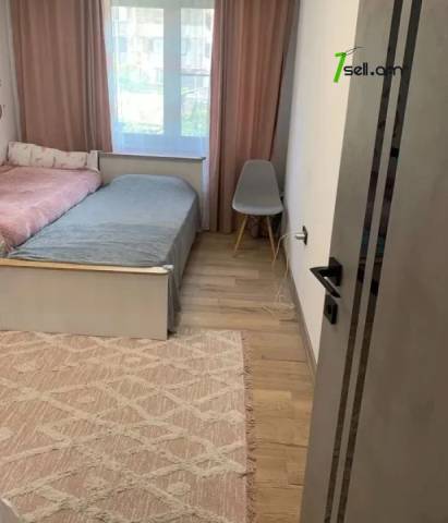 2 սենյականոց բնակարան Կոմիտասի պողոտայում, 65 ք.մ., 3/10 հարկ, 2 սանհանգույց, կոսմետիկ վերանորոգում