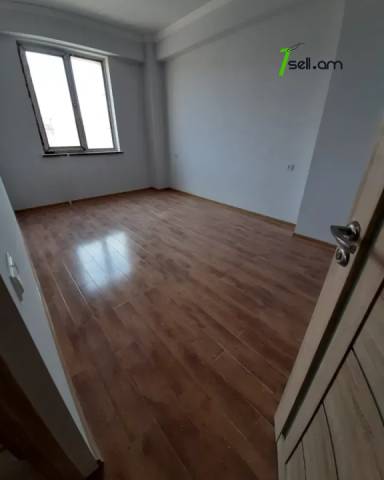 4 սենյականոց բնակարան նորակառույց շենքում Մոնթե Մելքոնյան փողոցում, 100 ք.մ., 2 սանհանգույց