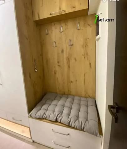 2 սենյականոց բնակարան նորակառույց շենքում Օրբելի եղբայրների փողոցում, 77 ք.մ., 3/15 հարկ