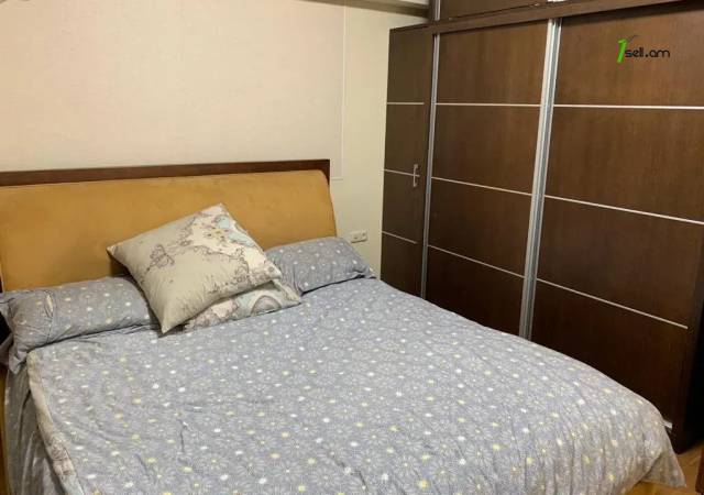 3 սենյականոց բնակարան Մոսկովյան փողոցում, 100 ք.մ., կապիտալ վերանորոգված