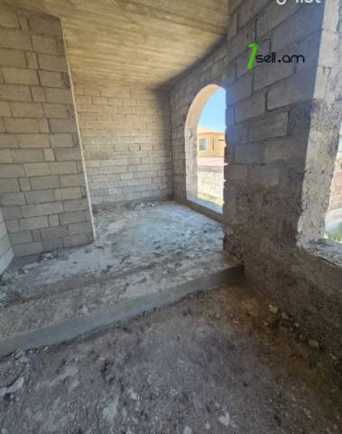 Երեք հարկանի տուն, Գ-1 թաղամաս Աջափնյակում, 280 քմ, 3+ սանհանգույց