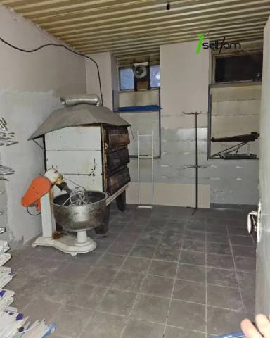 Բազմաֆունկցիոնալ գույք Մոլդովական փողոցում Նոր Նորքում, 175 քմ