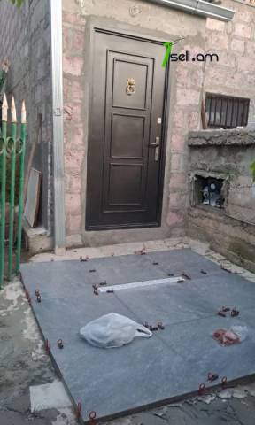 Մեկ հարկանի քարե տուն Էրեբունիում, 100 քմ, կապիտալ վերանորոգված