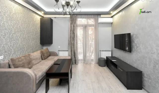 2 սենյականոց բնակարան Մարշալ Բաղրամյան պողոտայում, 45 քմ, 2/5 հարկ, բարձր առաստաղներ