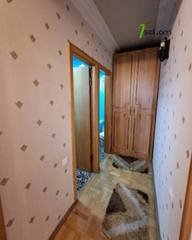 3 սենյականոց բնակարան Սունդուկյան փողոցում, 80 ք.մ., 6/9 հարկ, կապիտալ վերանորոգված