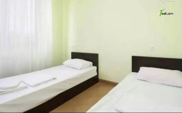 3 սենյականոց բնակարան նորակառույց շենքում Մաշտոցի պողոտայում, 88 քմ, 9/14 հարկ, բարձր առաստաղներ