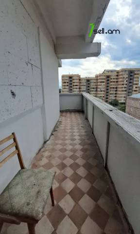 3 սենյականոց բնակարան Պարոնյան փողոցում, 115 քմ, նախավերջին հարկ, կապիտալ վերանորոգված