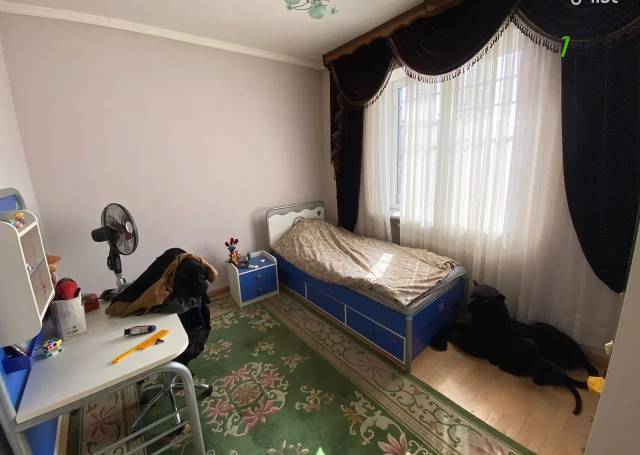 Երեք հարկանի քարե տուն Բատիկյան փողոցում Մալաթիա Սեբաստիայում, 370 քմ, 2 սանհանգույց