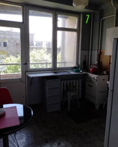 1 սենյականոց բնակարան Մոսկովյան փողոցում, 40 ք.մ., 5/9 հարկ