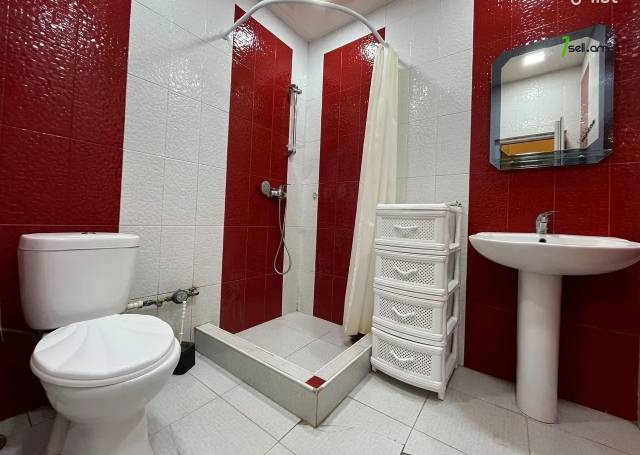 3 սենյականոց բնակարան, Davtashen I community, 90 ք.մ., 1/9 հարկ, կապիտալ վերանորոգված