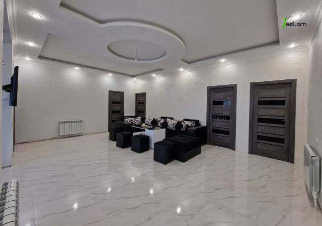 Մեկ հարկանի քարե տուն Էրեբունու փողոցում Էրեբունիում, 450 ք.մ., կապիտալ վերանորոգված