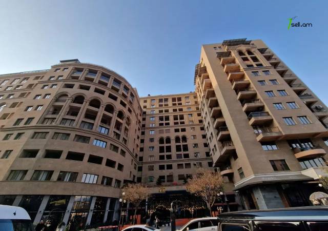 3 սենյականոց բնակարան նորակառույց շենքում Ամիրյան փողոցում, 125 ք.մ., 7/13 հարկ, 2 սանհանգույց