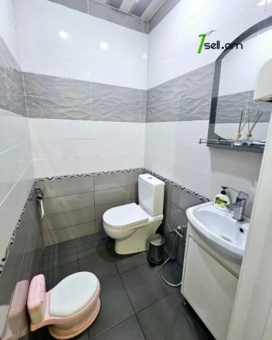 4 սենյականոց բնակարան նորակառույց շենքում Անաստաս Միկոյանի փողոցում, 105 ք.մ., 2 սանհանգույց