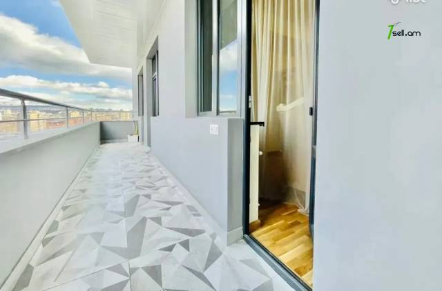 4 սենյականոց բնակարան նորակառույց շենքում Պարույր Սևակի փողոցում, 125 քմ, 9/16 հարկ, 2 սանհանգույց