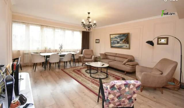 3 սենյականոց բնակարան Խաղաղ Դոնի փողոցում, 73 ք.մ., 3/9 հարկ, եվրովերանորոգված