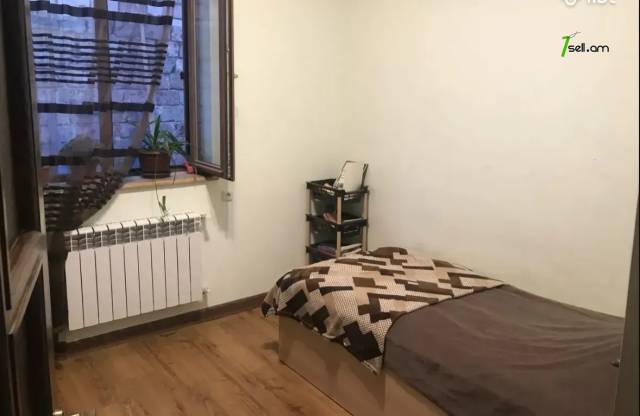 Մեկ հարկանի քարե տուն Հաղթանակի 1-ին փողոցում Մալաթիա Սեբաստիայում, 150 քմ, 2 սանհանգույց