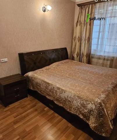 3 սենյականոց բնակարան Գորգագոծների փողոցում, 118 քմ, 1/5 հարկ, կապիտալ վերանորոգված, քարե շենք