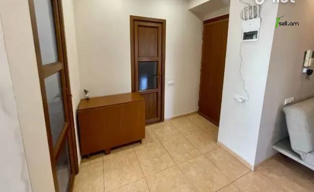 3 սենյականոց բնակարան Պետրոս Դուրյանի փողոցում, 87 ք.մ., դիզայներական ոճով վերանորոգված