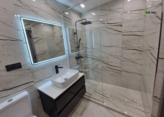 4 սենյականոց բնակարան նորակառույց շենքում, Ներսիսյան փողոցի փակուղի, 200 քմ, նախավերջին հարկ