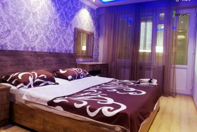 3 սենյականոց բնակարան Հին երևանցու փողոցում, 65 քմ, 8/10 հարկ, բարձր առաստաղներ