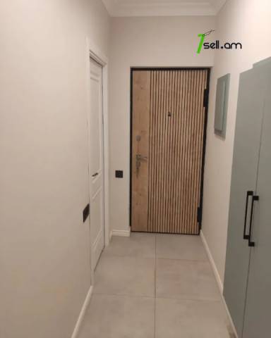 2 սենյականոց բնակարան Արամ Խաչատրյանի փողոցում, 56 ք.մ., նախավերջին հարկ, եվրովերանորոգված