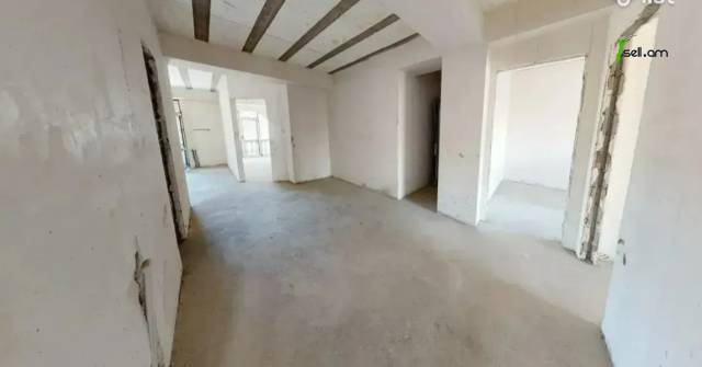 4 սենյականոց բնակարան նորակառույց շենքում Ադոնցի փողոցում, 124 ք.մ., 2 սանհանգույց, բարձր առաստաղներ