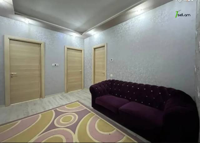 Երեք հարկանի տուն Բագրևանդի 46-րդ փողոցում Նոր Նորքում, 405 քմ, 3+ սանհանգույց