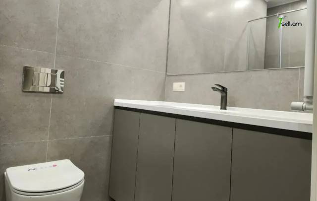 Երկու հարկանի թաունհաուզ Ռուբինյանց փողոցում Քանաքեռ Զեյթունում, 210 քմ, 3+ սանհանգույց