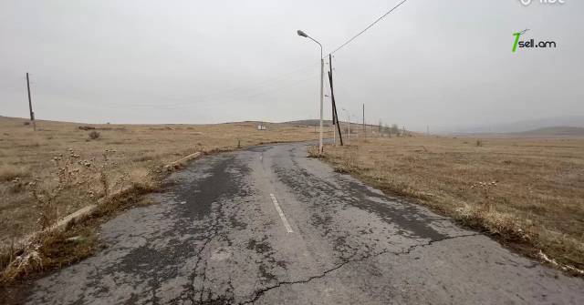 Գյուղատնտեսական հողատարածք Ձորաղբյուրում, 6430 ք.մ.