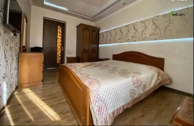 4 սենյականոց բնակարան Պուշկինի փողոցում, 98 ք.մ., 3/10 հարկ, կապիտալ վերանորոգված