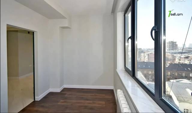 2 սենյականոց բնակարան Եզնիկ Կողբացու փողոցում, 43 ք.մ., նախավերջին հարկ