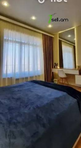 Երեք հարկանի տուն, Դուրյան թաղամաս Ավանում, 260 քմ, 3+ սանհանգույց, դիզայներական ոճով վերանորոգված