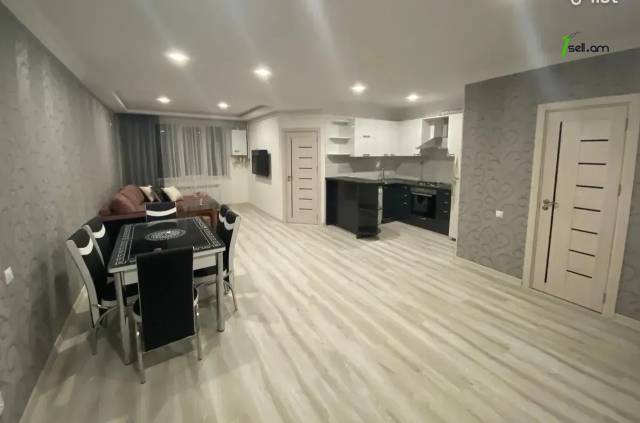 2 սենյականոց բնակարան Վրացական փողոցում, 49 քմ, 3/7 հարկ, 2 սանհանգույց, եվրովերանորոգված, քարե շենք