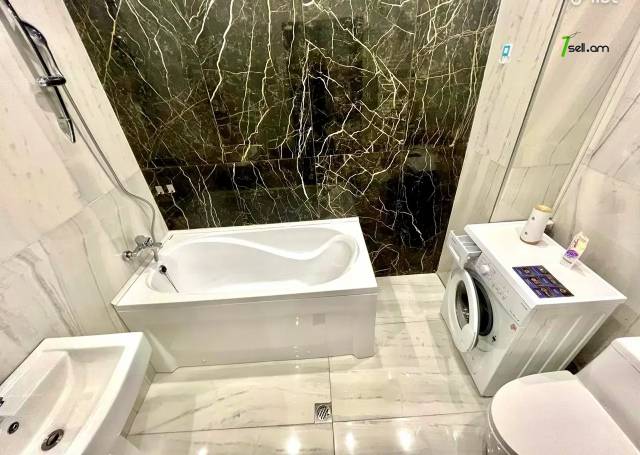 2 սենյականոց բնակարան նորակառույց շենքում, P. Sevak St, 70 ք.մ., 13/18 հարկ, բարձր առաստաղներ