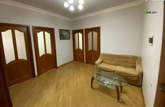 3 սենյականոց բնակարան նորակառույց շենքում Թումանյան փողոցում, 100 ք.մ., 2 սանհանգույց