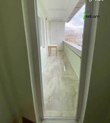 4 սենյականոց բնակարան, Դավթաշեն 1-ին թաղամաս, 97 քմ, 3/9 հարկ, մի քանի պատշգամբ