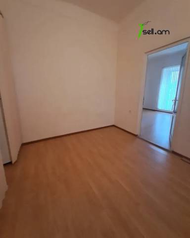 Գրասենյակային տարածք Ղազար Փարպեցու փողոցում կենտրոնում, 63 քմ