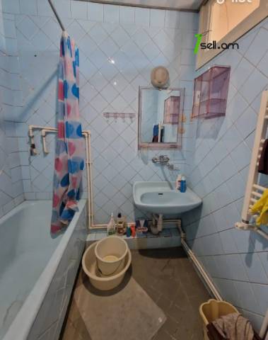 3 սենյականոց բնակարան Ազատության պողոտայում, 83 քմ, նախավերջին հարկ, բարձր առաստաղներ